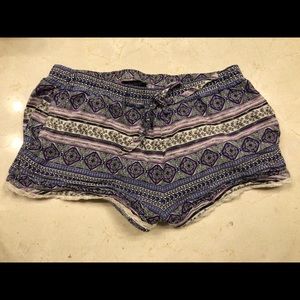 Patterned shorts